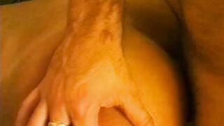 Sotto le tette, troppo_02