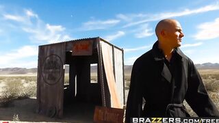 Brazzers Exxtra - Full Service Station A XXX Parody sex tape starring Nikki Benz %26 Sean Lawless
