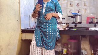 Desi babe stepsister get caught while film call with her