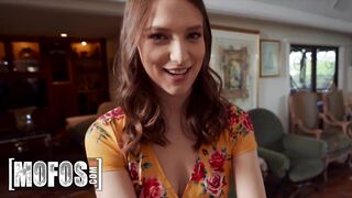 Mofos – La Sirena69 Is Ready To Make A Better Deal If She Can Screwed