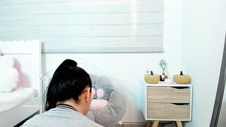 Pavlova Colucci is a Colombian university women with an virgin face and a young body who feels satisfaction when she penetr