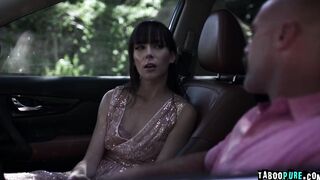 DILF Charles Dera anal fucked tiny Emma Jade outdoor