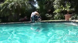 Excited blonde gets fingers outdoor before being railed