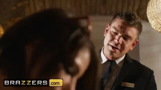 Brazzers - pornstar Adriana Chechik gets plowed by security