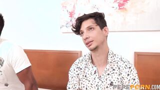 2 dudes share a mommy. Perla teaches 'em how to pounded!