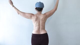 British MILF Babe Dances Toples - boobs shaking