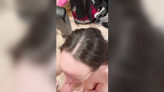 Fiance ask me to cum on her face so I offer her a Monstrous Facial