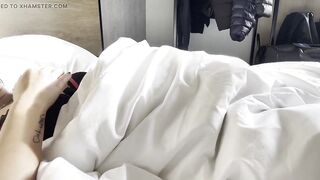 I masturbate my twat on the bed - Jasmine SweetArabic