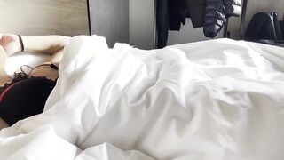 I masturbate my twat on the bed - Jasmine SweetArabic