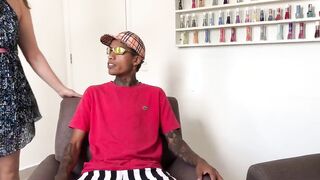 BABE WOMAN DOES BRAND NEW'S EYEBROWS INSIDE EXCHANGE RECEIVES PICA
