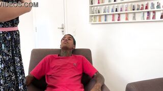 BABE WOMAN DOES BRAND NEW'S EYEBROWS INSIDE EXCHANGE RECEIVES PICA