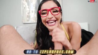 Brazzers - Freaky Emily Willis Begs Keiran Lee to Banged her & he can't Resist her Cute round Ass