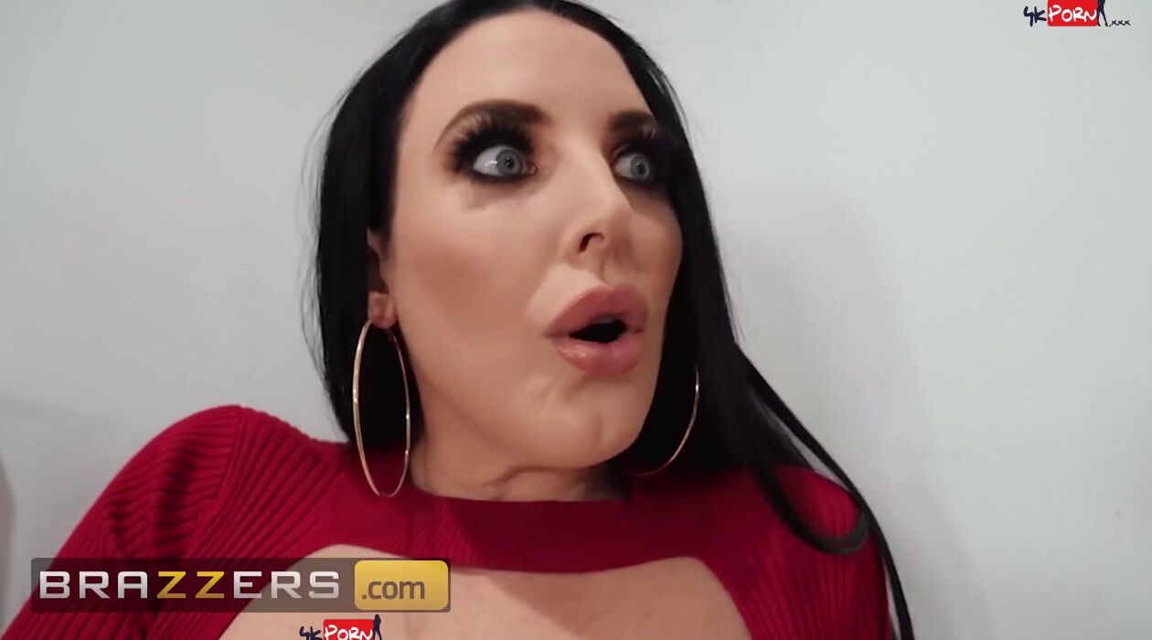 Brazzers - Angela White uses a Sex Vibrator & Scott Nails' Penis to Satisfy her needs since the Dryer can't