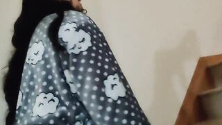 Invitation to sleep inside friend's mother house after being kicked out