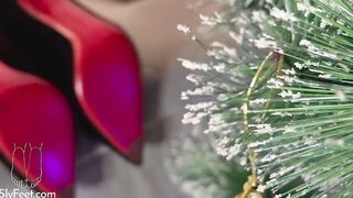 Christmas high heels and nylon tights got covered with a huge load of cum part one