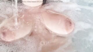 Monstrous melons strokes inside whirpool