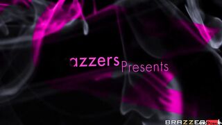 Streetwalking Seduction Scene With Keiran Lee, Robbin Banx - Brazzers Official