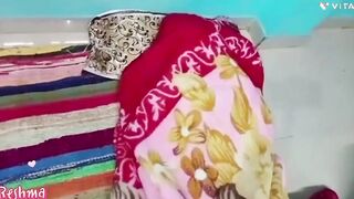 Super Sexy Beauty indian Girl banged inside hotel by YouTube blogger,