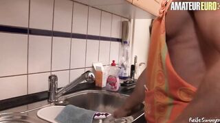 REIFE SWINGER - sexy Kitchen Trio With Bae Dark Haired Mai
