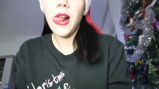 XMas gift from stepsister Anna is Cutie sex and oral