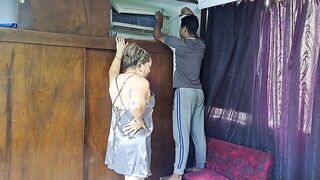 Freaky old woman wants to suck the penis of the dude from the technical service