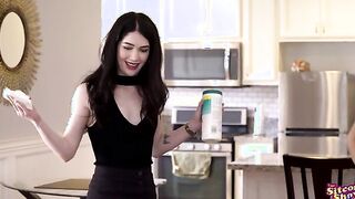 Friends With Benefits The one With Monica And Rachel - S4:E1