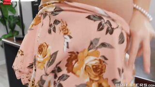 Only The Best For My Family Scene With Kyle Mason, Christie Stevens - Brazzers Official