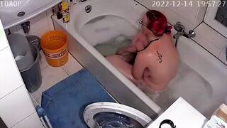Caught taking a hot tub (no sound)
