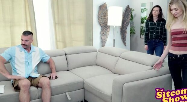 two Men And An Xxx Show Im Not Touching Anything - S4:E6