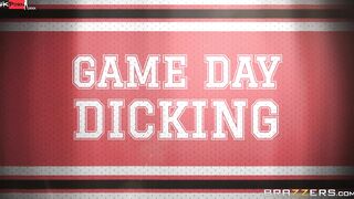 Game Day Dicking Sex Tape With Johnny Sins, Britney Amber - Brazzers Official