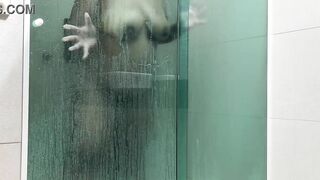 I gave Bombshell under the shower! View full on Red