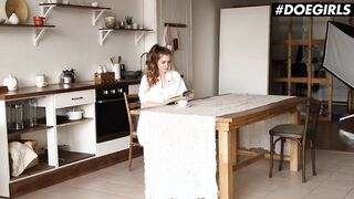 DOEGIRLS - Solo Morning On Kitchen Table With hot Mary