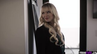 Real estate agent seduces the married guy