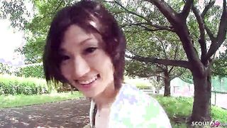 Slender Japanese 19 Yo tricked to Suck Strangers Penis inside Vehicle