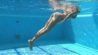 Cutie Russian mom Kalisy masturbating by the pool