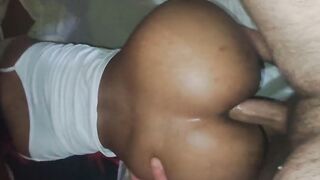 I help a Colombian migrant and she offer me her big butt as a thank you