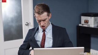 Virtual Fuckfest Sex Scene With Danny D, Mackenzie Page - Brazzers Official