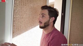 Peep Show And Tell Tape With Krissy Lynn, Lucas Frost, Aria Lee - Brazzers Official