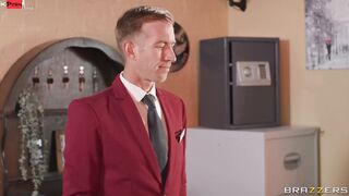 No-Tell Motel Part 2 Film With Clea Gaultier, Danny D, Chris Cobalt - Brazzers Official