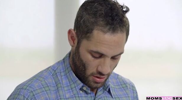 Slide Right In - S7:E6