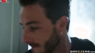 Fucking Family Vacation Sex Scene With Krissy Lynn, Lucas Frost - Brazzers Official