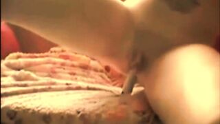 Dutch next-door Petra's amazing solo orgasm