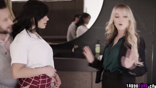 Real estate agent seduces the married guy