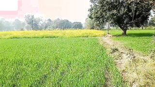 Mujhe faslon me mere yar ne pheli martaba choda aur Meri gand phar di Meri phudi Lal peeli krdi