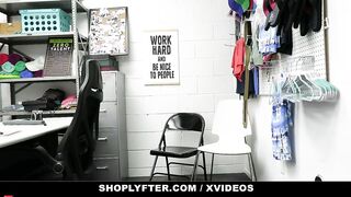 Cute eighteen Yo Mia Taylor Dakota Burns Taken To The Backroom For A