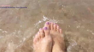 Best Foot Fetish walking in the sea