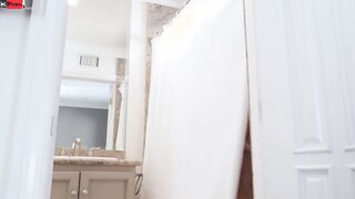 Joslyn's Secret Shower Clip With Justin Hunt, Joslyn James - Brazzers Official