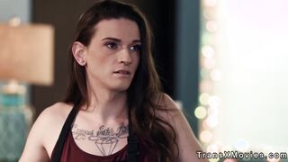 Beardy man fucking shemale barista