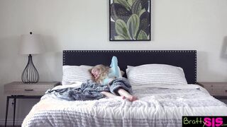 Kenzie Reeves Wakes up
