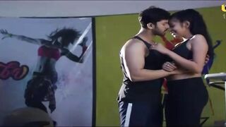 gym trainer ne biwi ko pela